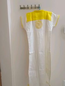 White &amp; Yellow Printed Kurta