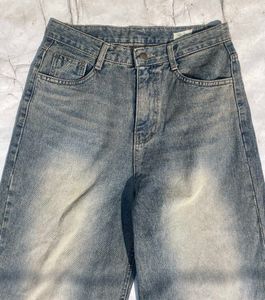 Distressed Blue Wash Jeans( UNISEX)