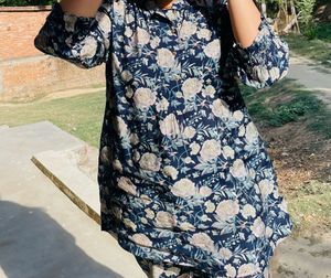 Elegant Floral Print Kurta
