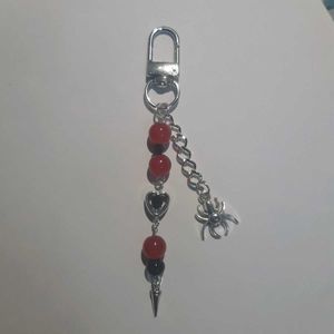 Spidet Red &amp; Black Beaded Keychain