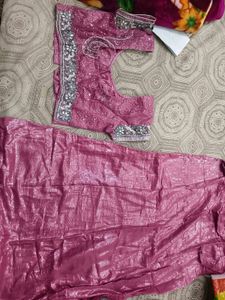 Heavy party wear blouse & Shimmer peticot L size