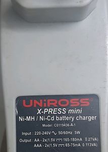 Uniross Xpress Mini Battery Charger