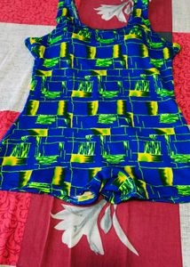comfortable swimming set