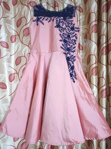 🎀 Pink Party Dress with Floral Embroidery 👗