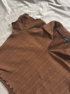 Chic Brown Textured Knit Top