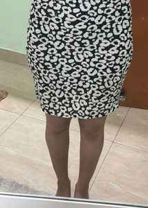 Leopard Print Pencil Skirt