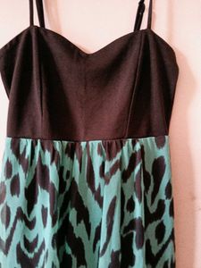 Stylish Black &amp; Teal Print Dress