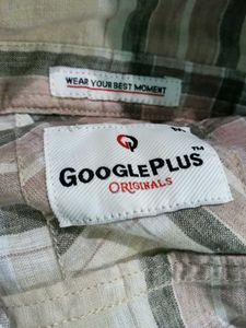 Men's Plaid Button-Down Shirt Size M