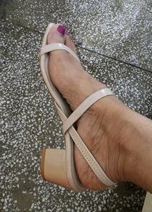 Eridani Beige Block Heels