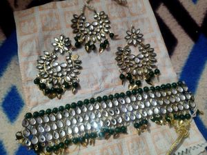 Green Jewelry Set