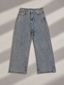 Light Wash wide leg Jeans