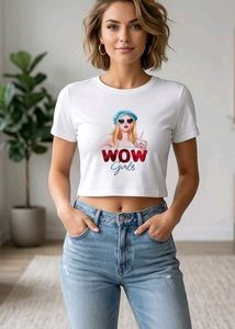 ♥️Graphic Crop Top♥️