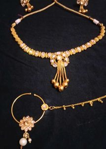 Indian Traditional Jewelry Set