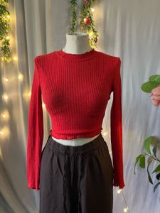 Red Ribbed Long Sleeve Crop Top