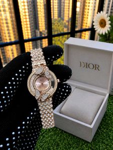 DIOR PREMIUM QUALITY DIAMOND STUDDED LADIES WATCH