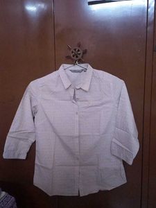 Stylish Women's 3/4 Sleeve Shirt
