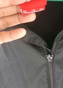 Vintage Nike Black Hooded Windbreaker Jacket