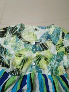 Vibrant Leaf Print Kurta