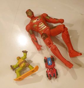 Marvel & TMNT Toy Figure Set