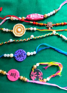 Craft Supplies And Art 🎨🎭