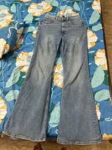 Light Wash Flared Jeans