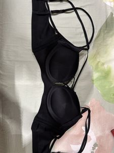 Black Detailing Bra