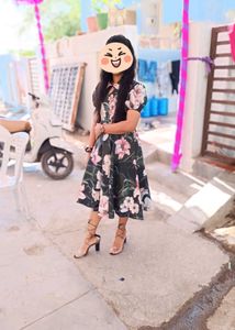 🌸 Unique Western Floral dress🌸