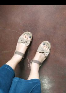 used Cute Bow Sandals for Women