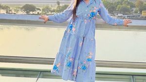 Floral Striped Tiered Maxi Dress