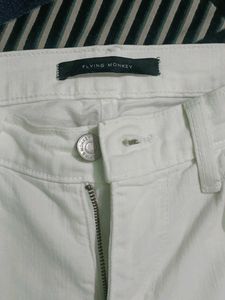 white flared jeans 26