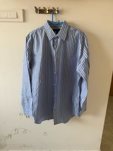 Banana Republic Blue Striped Men's Shirt