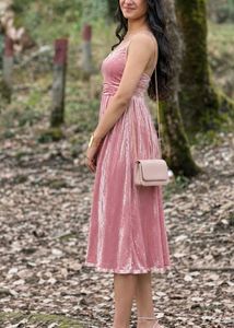 Elegant Pink Velvet Midi Dress
