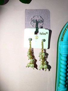 Handmade Pearl Chainnetic earrings with chain