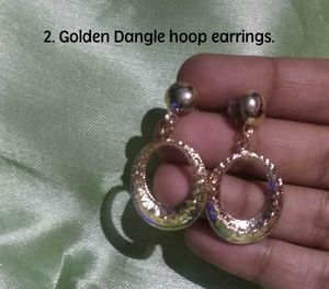 Elegant Gold Hoop Earrings