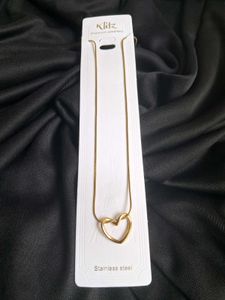Elegant Heart Pendant Necklace
