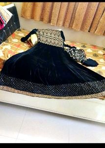 Velvet Wedding Gown🖤👌