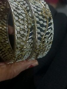 AD Leaf Design Bangles - Set of 2