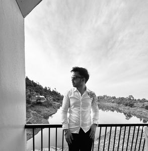 Men's Classic white shirt