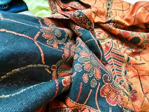 Paisley print stole