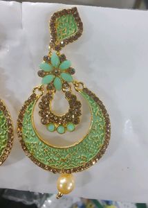 Earings For Women. Like New. Good Condition.