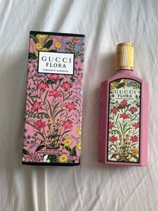 Gucci Flora Gorgeous Gardenia Perfume
