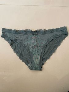 Lace Trimmed Briefs (Set of 2)