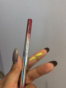 Nykaa Stardust Chrome Eye Pencil