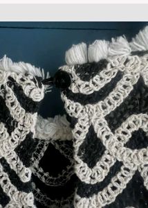 crochet Black &amp; White Patterned Sleeveless Top
