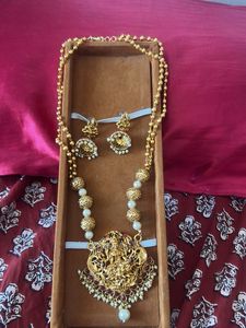 Exquisite Gold temple Necklace & Earrings Set