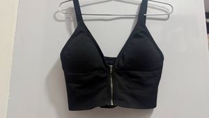 Black Zip Front Crop Top Brallete