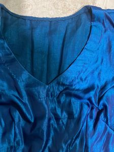 Bell Sleeves Blouse With Strings Tied On Waist