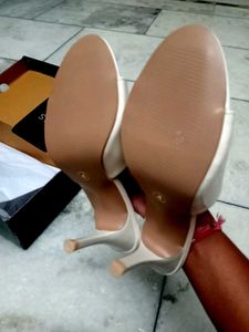 y2k trending heels