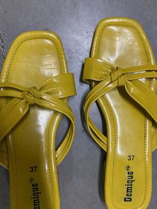 Yellow Gemique Knot Sandals