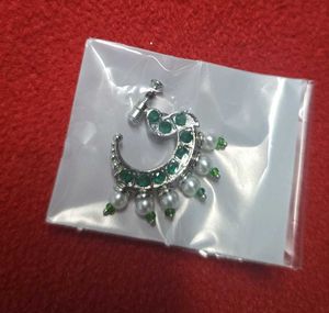 Elegant Green Stone Nose Pin